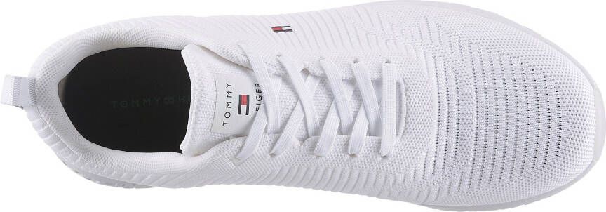 Tommy Hilfiger Sneakers CORPORATE KNIT RIB RUNNER met zijlogo-vlag vrijetijdsschoen lage schoen veterschoen