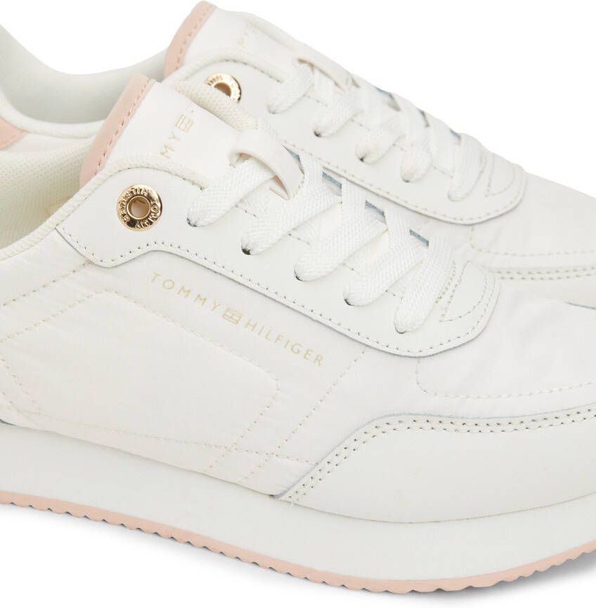 Tommy Hilfiger Sneakers ESSENTIAL RUNNER vrijetijdsschoen lage schoen veterschoen met gepolsterde schacht