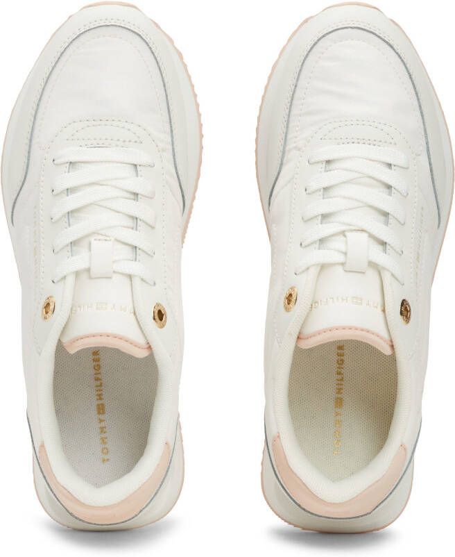 Tommy Hilfiger Sneakers ESSENTIAL RUNNER vrijetijdsschoen lage schoen veterschoen met gepolsterde schacht