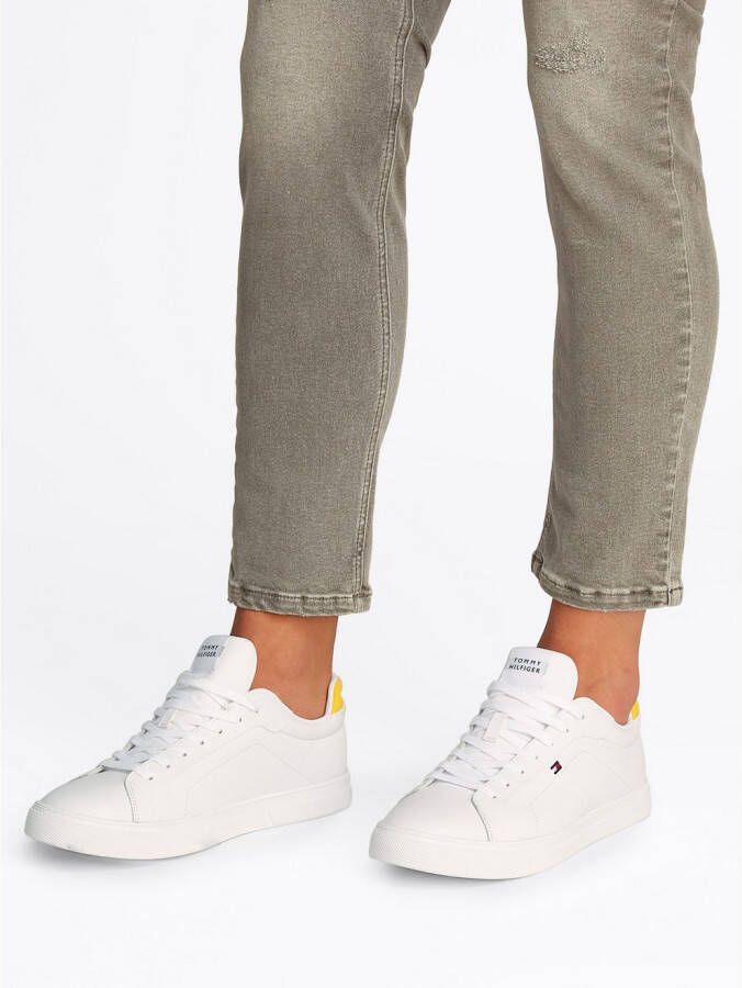 Tommy Hilfiger Sneakers ICON COURT PINPERF LTH vrijetijdsschoen lage schoen veterschoenen met zacht gepolsterde schacht