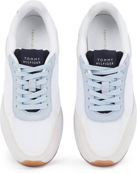 Tommy Hilfiger Sneakers met sleehak CASUAL FASHION RUNNER MIX vrijetijdsschoen lage schoen veterschoen in contrast-look