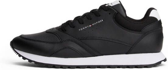 Tommy Hilfiger Sneakers NEW RUNNER EVA LTH ESS vrijetijdsschoen halfhoge schoen veterschoen met sportieve perforatie