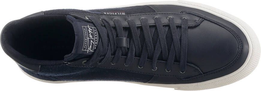 Tommy Hilfiger Sneakers SEASONAL VULC FELT CHUKKA in modieuze materialenmix