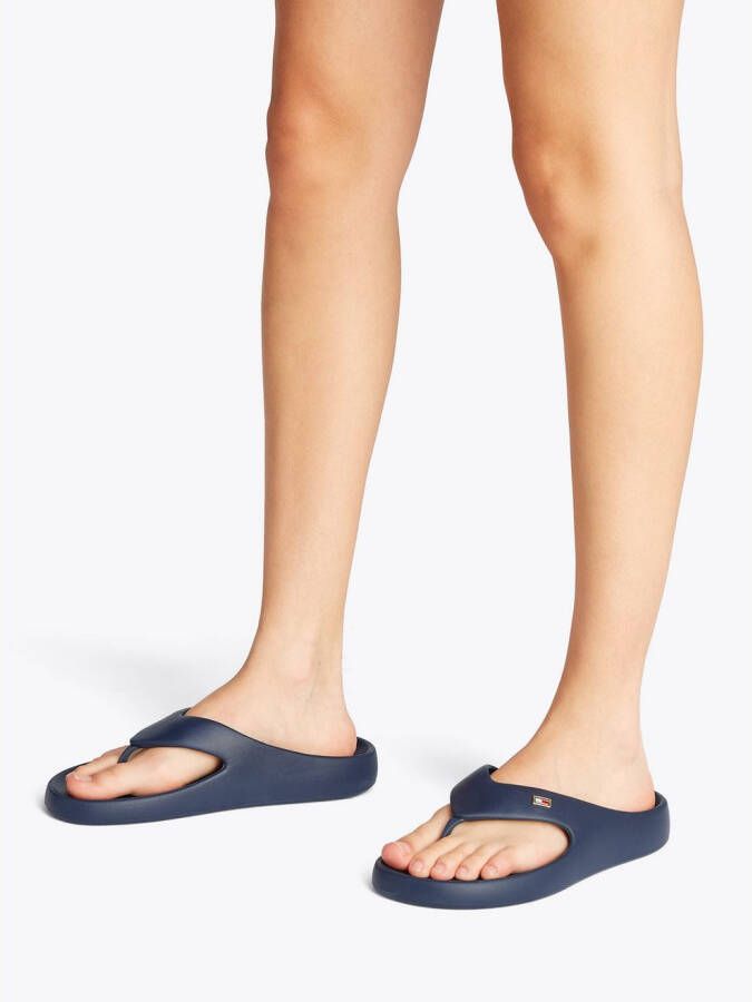 Tommy Hilfiger Teenslippers TH COMFORT BEACH SANDAL dianette zomerschoen comfortabele schoen met kleine logoborduring