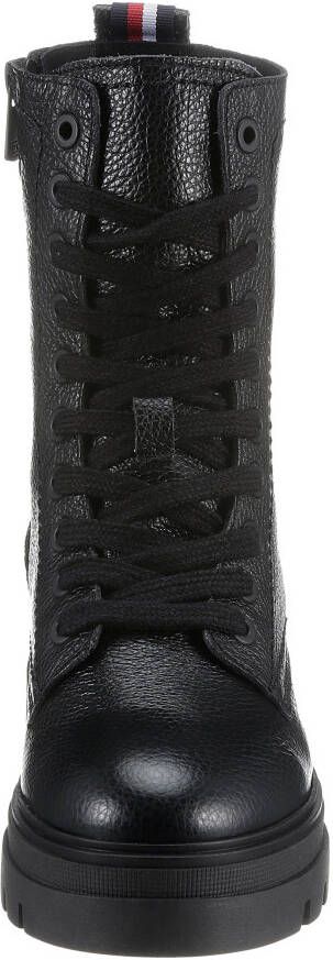 Tommy Hilfiger Veterlaarsjes MONOCHROMATIC LACE UP BOOT met logoprint opzij