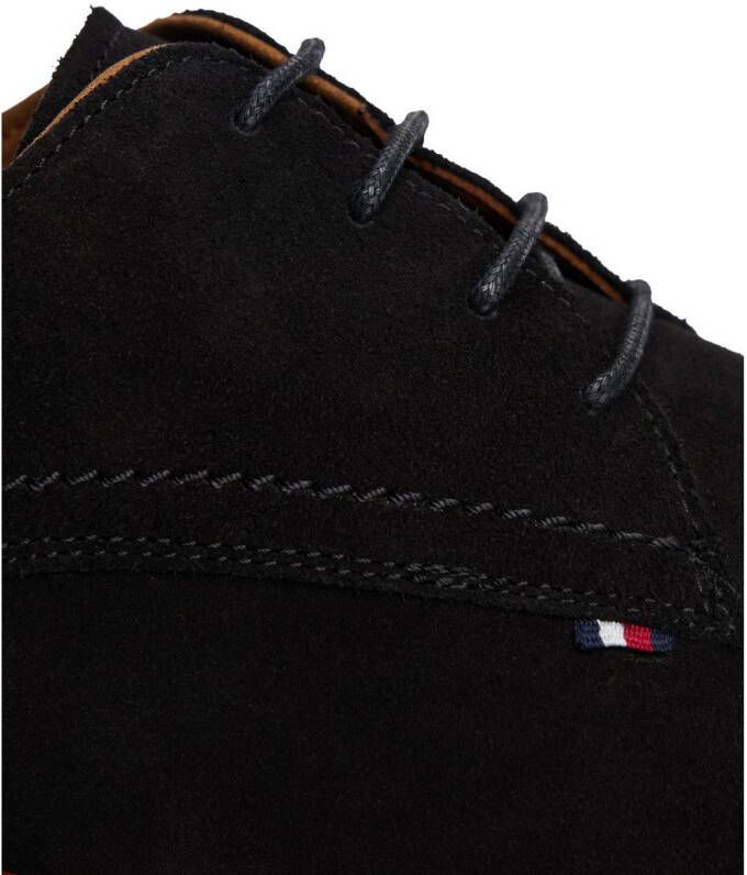 Tommy Hilfiger Veterschoenen HILFIGER DRESS SUEDE SHOE avondschoen zakelijke schoen met kleine logovlag