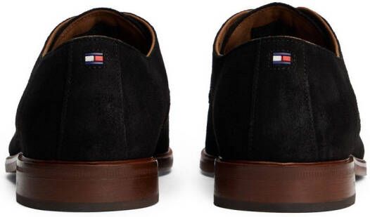 Tommy Hilfiger Veterschoenen HILFIGER DRESS SUEDE SHOE avondschoen zakelijke schoen met kleine logovlag