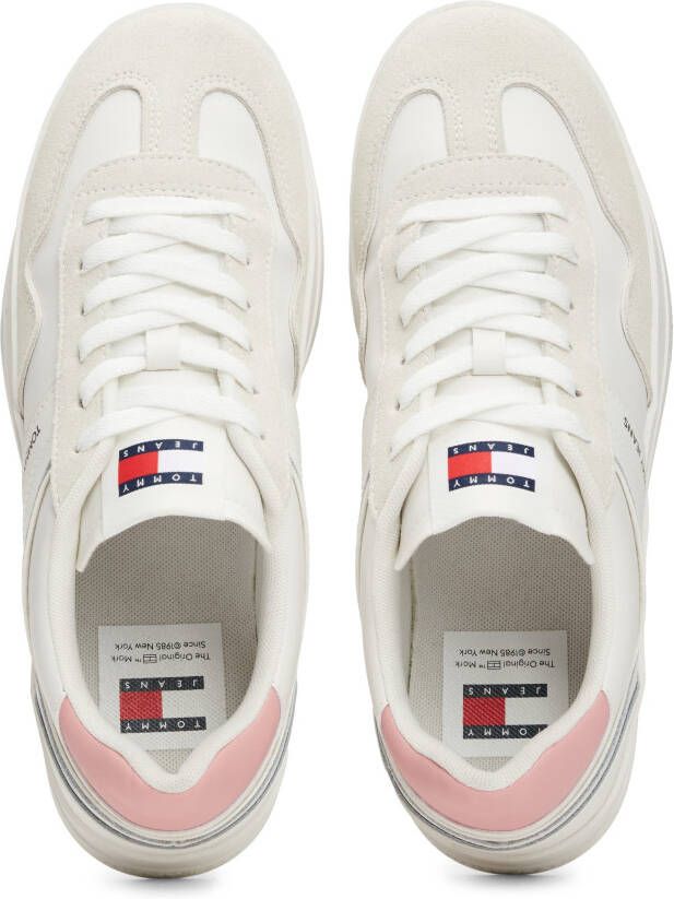 TOMMY JEANS Plateausneakers TJW COURT SNEAKER vrijetijdsschoen lage schoen veterschoen met contrast-details