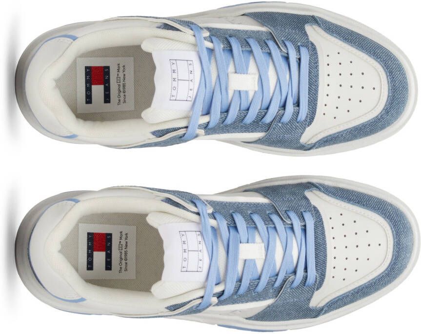 TOMMY JEANS Plateausneakers THE BROOKLYN DENIM LEATHER plateau vrijetijdsschoen lage schoen veterschoen in contrastlook