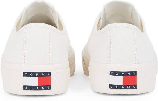 TOMMY JEANS Plateausneakers TJM LACE UP CANVAS COLOR vrijetijdsschoen lage schoen veterschoen met logo-patch op de tong