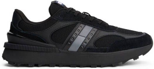 TOMMY JEANS Plateausneakers TJM TECHNICAL RUNNER ESS vrijetijdsschoen lage schoen veterschoen met gepolsterde schacht