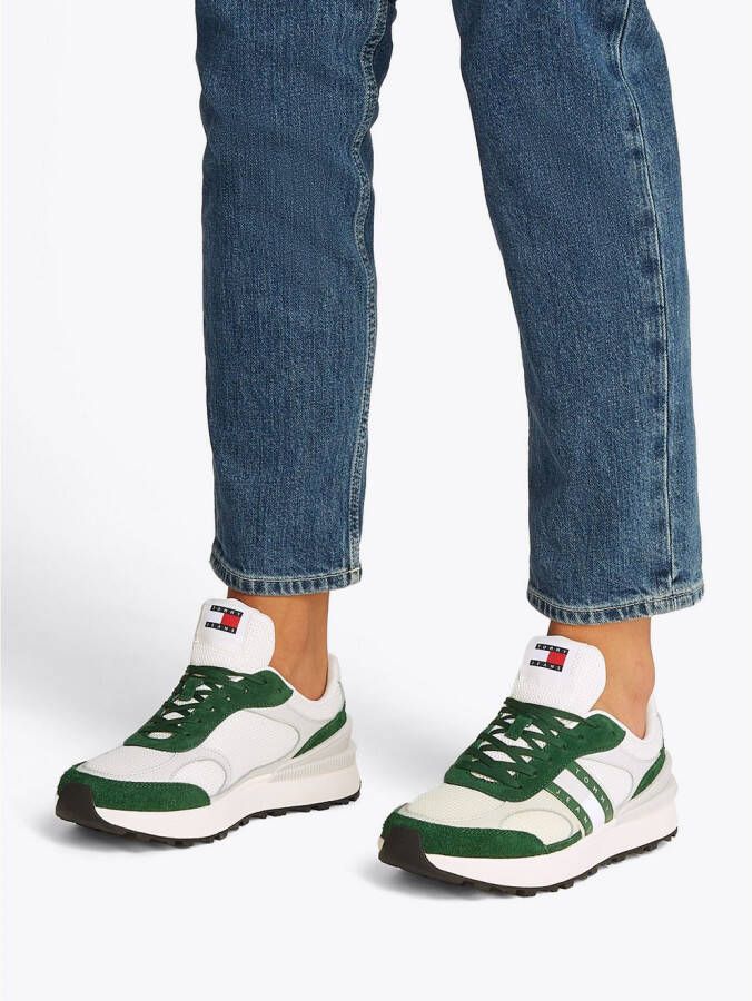 TOMMY JEANS Plateausneakers TJM TECHNICAL RUNNER ESS vrijetijdsschoen lage schoen veterschoen met gepolsterde schacht