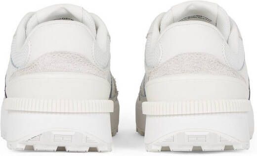 TOMMY JEANS Plateausneakers TJM TECHNICAL RUNNER ESS vrijetijdsschoen lage schoen veterschoen met gepolsterde schacht