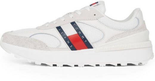TOMMY JEANS Plateausneakers TJM TECHNICAL RUNNER ESS vrijetijdsschoen lage schoen veterschoen met gepolsterde schacht