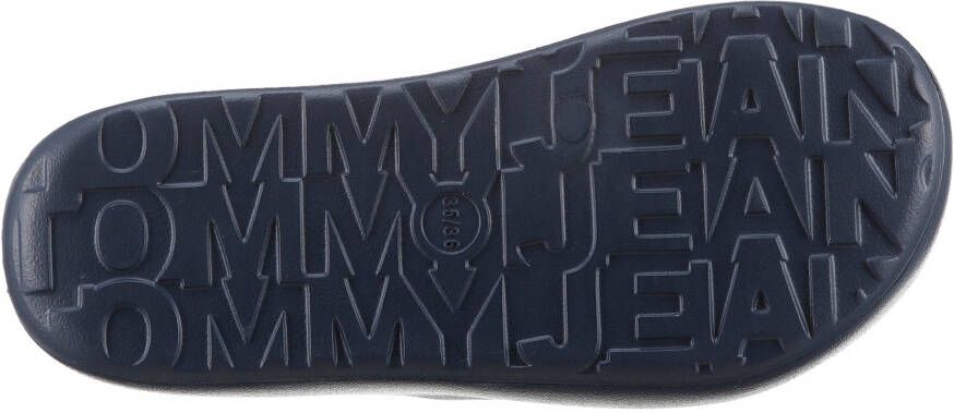 TOMMY JEANS Slippers TJW CHUNKY FLATFORM SLIDE plateau zomerschoen slippers met contrasterende logo-opdruk