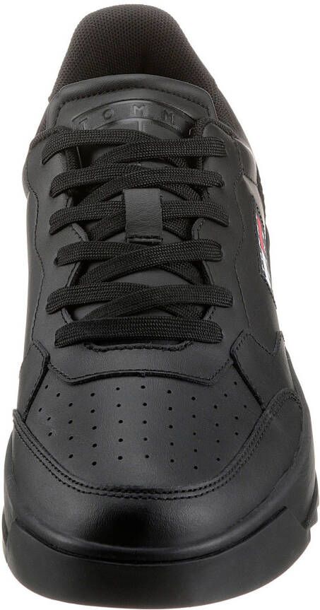 TOMMY JEANS Sneakers BASKET BLACK LEATHER met lichte perforatie