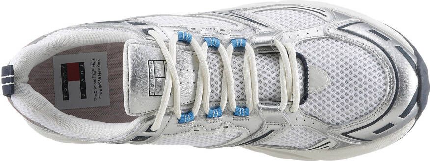 TOMMY JEANS Sneakers met sleehak TJM ARCHIVE RETRO RUNNER vrijetijdsschoen lage schoen veterschoen met contrastdetails