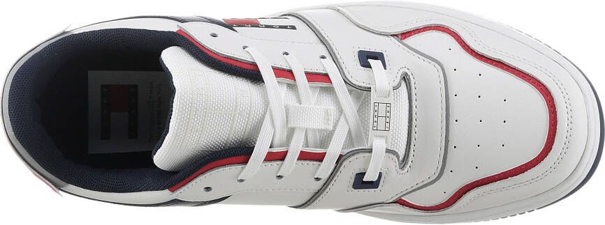 TOMMY JEANS Sneakers met sleehak TJM RETRO BASKET CUPSOLE veterschoenen vrijetijdsschoen lage schoen met contrastafwerkingen