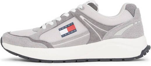 TOMMY JEANS Sneakers met sleehak TJM RUNNER MIX MATERIAL sleehak freizeitschoen lage schoen veterschoen met logovlag