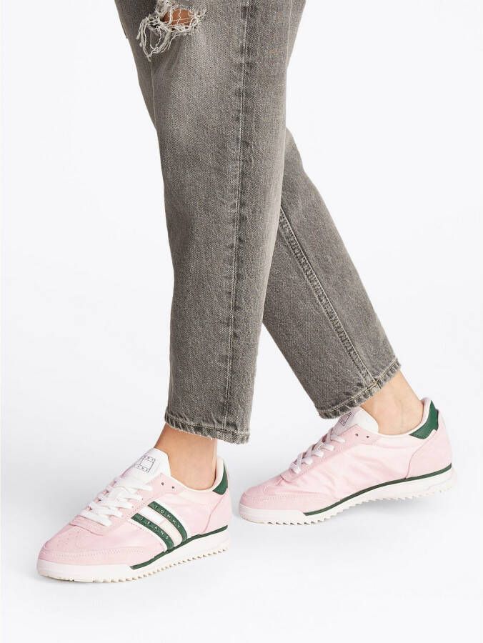 TOMMY JEANS Sneakers met sleehak TJW RETRO RUNNER CLEATED vrijetijdsschoen lage schoen veterschoen met logo-opdruk