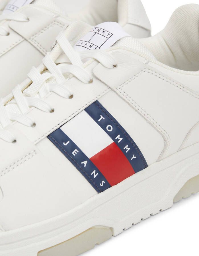 TOMMY JEANS Sneakers THE BROOKLYN LEATHER vrijetijdsschoen lage schoen veterschoen met zijlijk logo-embleem