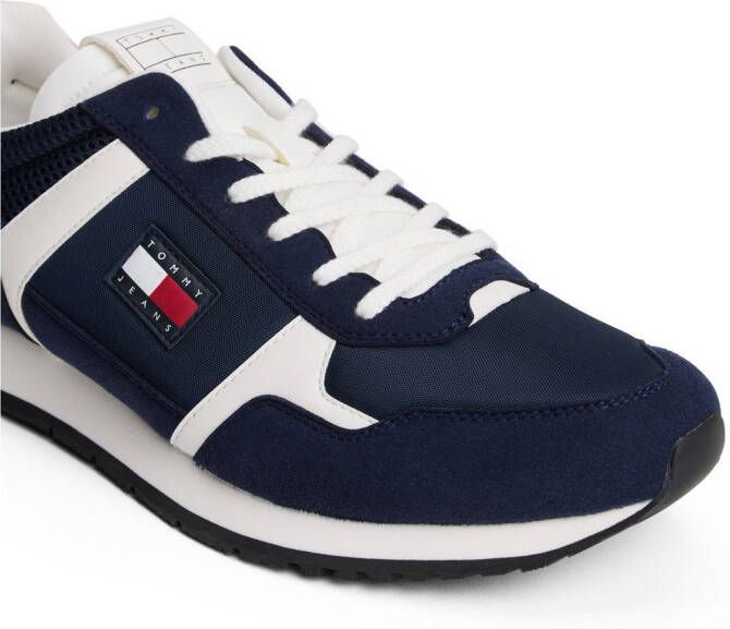 TOMMY JEANS Sneakers TJM RUNNER CASUAL vrijetijdsschoen lage schoen veterschoen met zijlogo-vlag