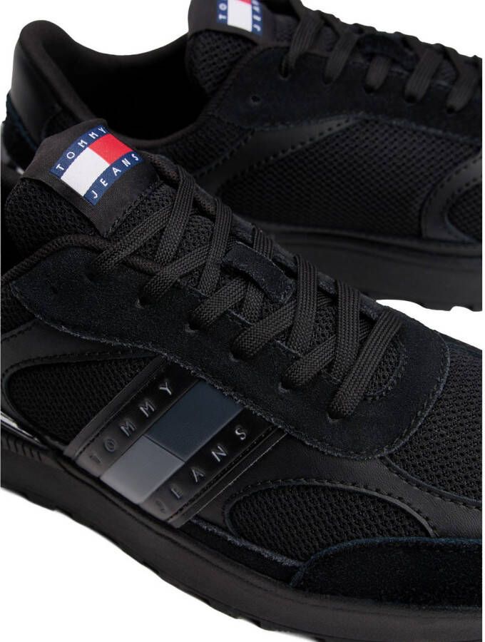 TOMMY JEANS Sneakers TJM TECHNICAL RUNNER ESS vrijetijdsschoen halfschoen veterschoen met gepolsterde schacht