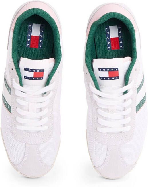 TOMMY JEANS Sneakers TJW LOW PROFILE RUNNER vrijetijdsmode lage schoen veterschoen met contrasterende afwerking