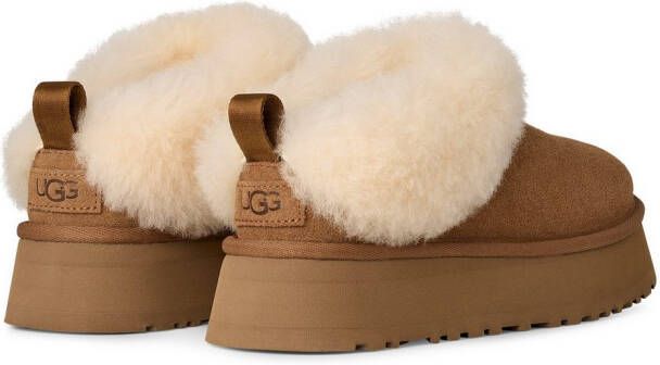 UGG Boots zonder sluiting TAZZELLE Enkellaarsjes instaplaarsjes met aantreklus