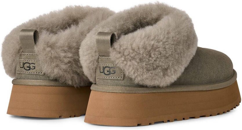 UGG Boots zonder sluiting TAZZELLE Enkellaarsjes instaplaarsjes met aantreklus