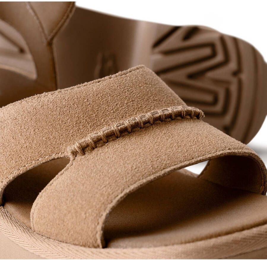 UGG Plateausandaaltjes NEW HEIGHTS ANKLE STRAP wedge-sandaal plateauschoen met praktische klittenbandsluiting