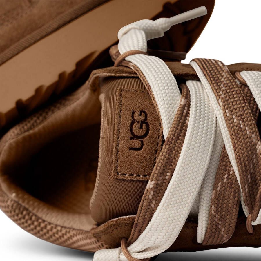 UGG Sneakers LO LOWMEL Plateausneaker veterschoen met EVA-voetbed