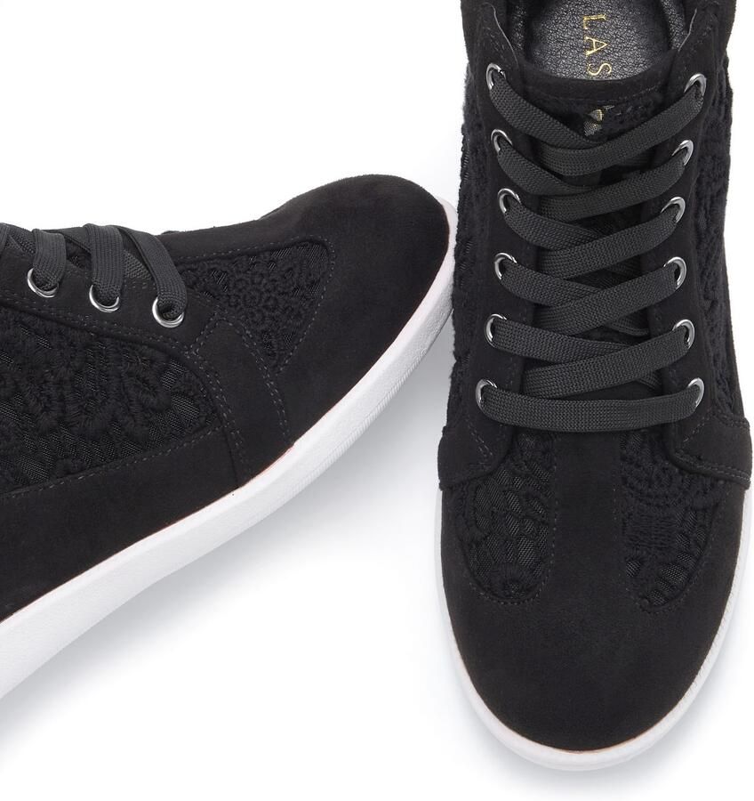 Lascana Sneakers Vrijetijdsschoen met ingesloten sleehak en puntdetails - Foto 3
