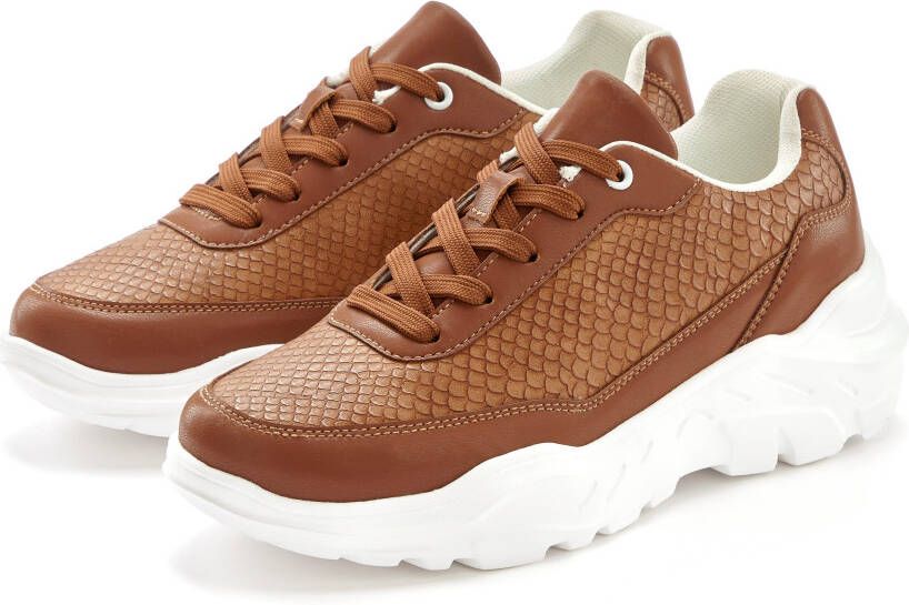 Lascana Sneakers Lage schoen sportschoen lichte chunky zool VEGAN
