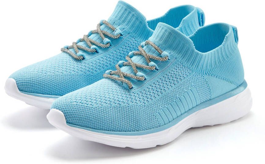 Lascana Sneakers met modieuze glinsterende veters vegan