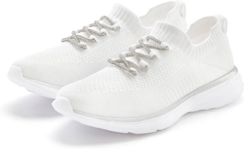 Lascana Sneakers met modieuze glinsterende veters vegan