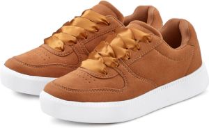 Lascana Sneakers ultralicht met modieuze satijnen vetersluiting en in retro-look vegan
