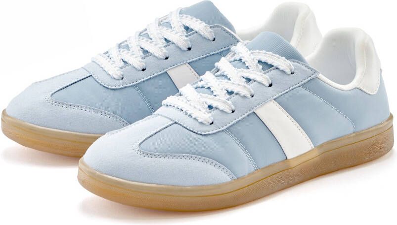 Lascana Sneakers Veterschoen lage schoen vrijetijdsschoen