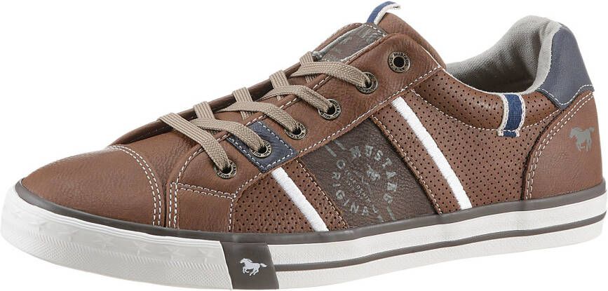 Mustang Lage Sneakers 4072317