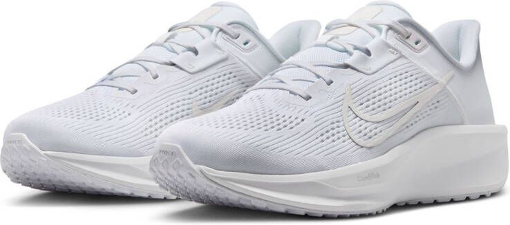Nike Runningschoenen QUEST 6