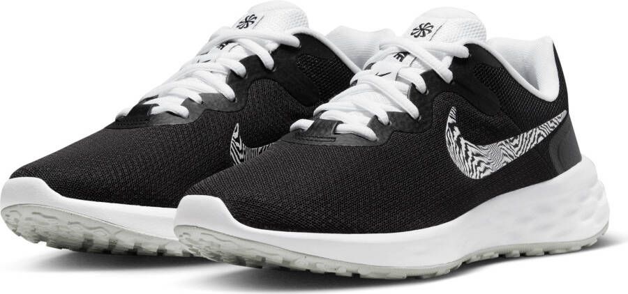 Nike revolution 6 hardloopschoenen zwart wit dames