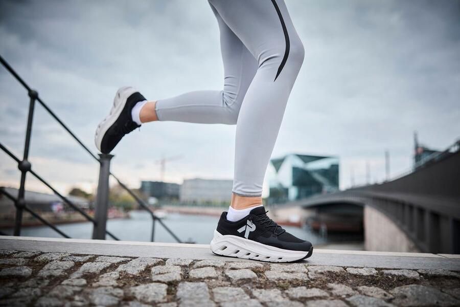 RRieker R-Rieker Plateausneakers Slip-on Sneaker lage schoen vrijetijdssneaker met MemoSoft-binnenzool - Foto 6