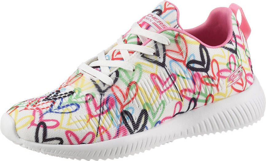Skechers Sneakers BOBS SQUAD met allover hartjesprint vrijetijdsschoen lage schoen veterschoen