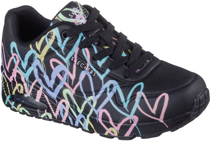 Skechers Sneakers met sleehak UNO-SPREAD THE LOVE Vrijetijdsschoen lage schoen veterschoen met coole graffiti-print