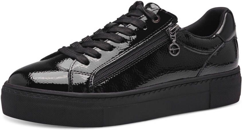 Tamaris Plateausneakers vrijetijdsschoen halfschoen veterschoen met t-logo hanger vegan