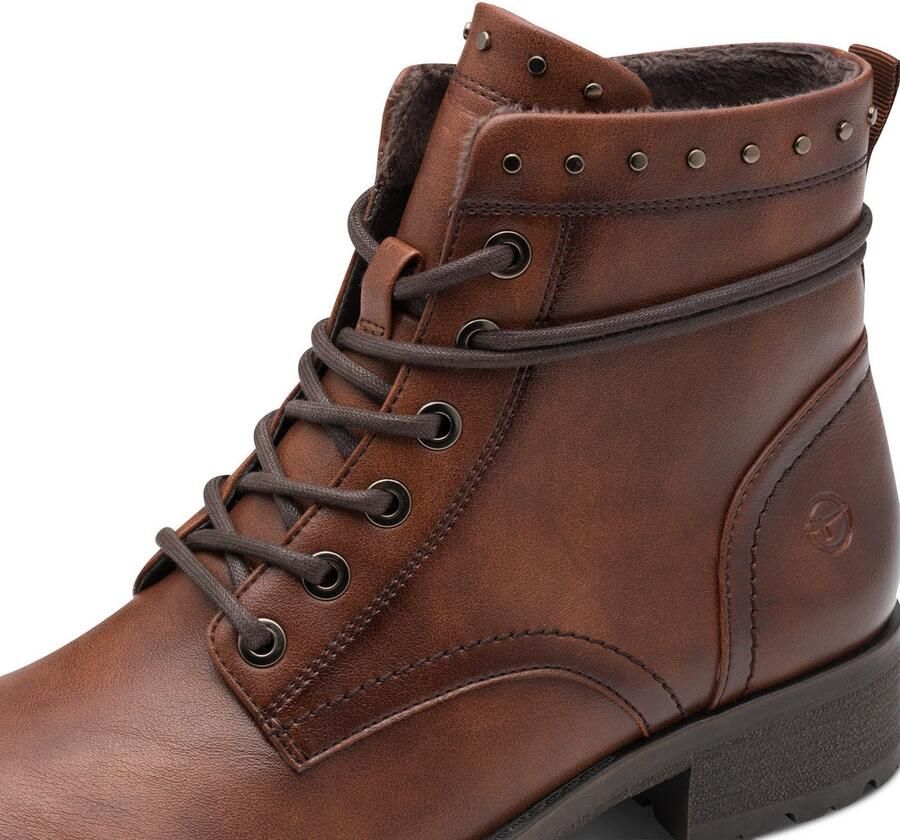 Tamaris Veterlaarsjes blokhak veterboots bezet met studs op de schachtrand