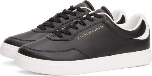 Tommy Hilfiger Plateausneakers CASUAL CUPSOLE SNEAKER vrijetijdsschoen halfhoge schoen veterschoen met goudkleurig logo
