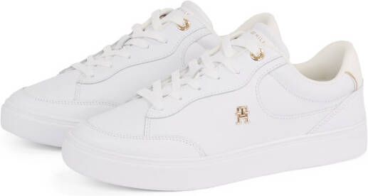 Tommy Hilfiger Plateausneakers ESSENTIAL CHIC COURT SNEAKER vrijetijdsschoen veterschoen lage schoen met th-sieraad - Foto 7