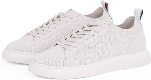 Tommy Hilfiger Plateausneakers LIGHT CUPSOLE KNIT SEASONAL vrijetijdsschoen lage schoen veterschoen met logo-opdruk