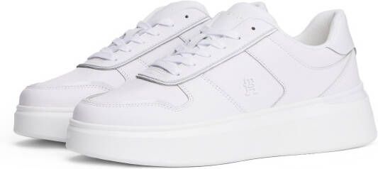 Tommy Hilfiger Plateausneakers PATENT PLATFORM SNEAKER vrije tijd schoen lage schoen veterschoen met sierstiksels